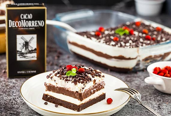 Przepis na czekoladow lasagne: Poczuj intensywny smak czekolady do picia autorstwa DecoMorreno