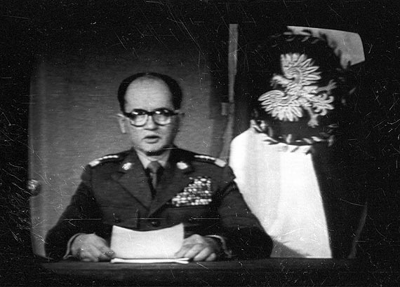 Dzi mija 39 lat od wprowadzenia w PRL Stanu Wojennego. W winoujciu, cho nie pady strzay, te byo gorco!