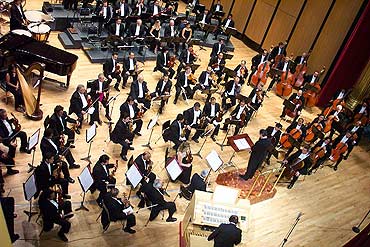 Tajemnicze pomysy nauczycielki, czyli jak przycign modych na koncert symfoniczny?