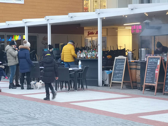 Noworoczne tumy na play i promenadzie