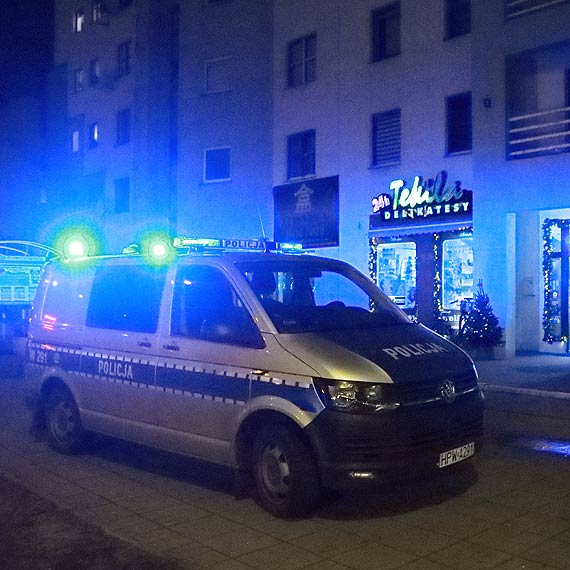 Mczyzna ukrad pienidze ze sklepowej kasy