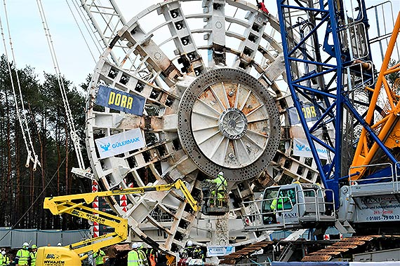 Świnoujście buduje tunel. Potężna tarcza jest już w komorze!