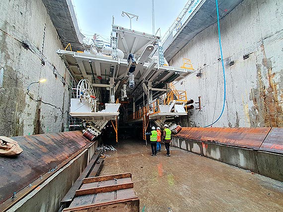 Montaż maszyny TBM do drążenia tunelu w Świnoujściu mocno zaawansowany