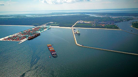 winoujcie. Terminal bdzie obsugiwa do 2 mln kontenerw rocznie!