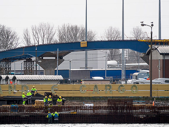 Terminal promowy w Świnoujściu – marcowy raport z budowy