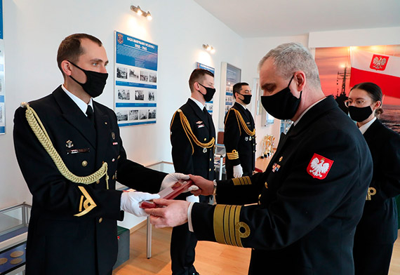 Pogromcy Tallboya wyróżnieni. Są przodującym pododdziałem Marynarki Wojennej