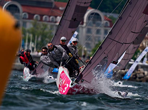 Yacht Club Gdask na otwarcie sezonu Ekstraklasy