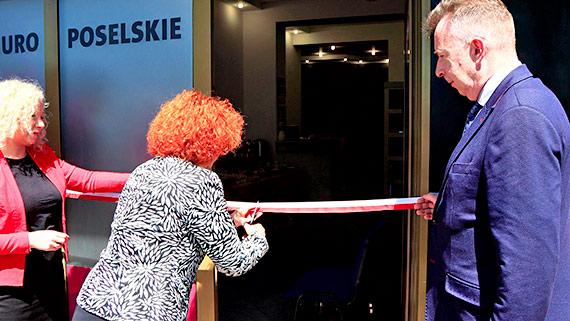 LEWICA otwiera biuro parlamentarno - samorzdowe. Zobacz film!