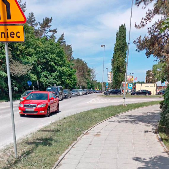 Rekord najduszej kolejki na prom pobity? Kolejkowy koszmar kierowcw powrci. Zobacz film!