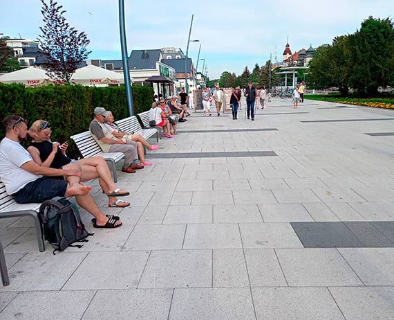 Czwartkowy upa wygoni turystw z play na promenad