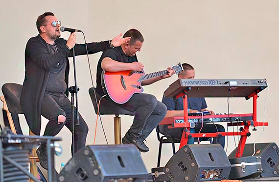 Koncert Marcina Simińskiego zapełnił w niedzielę Muszlę Koncertową