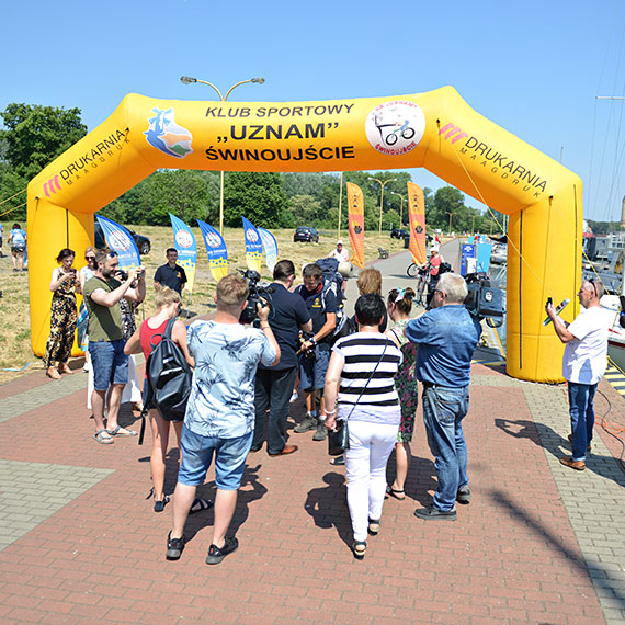 Z Przemyśla do Świnoujścia. Przeszedł 1000 km, aby pomóc innym