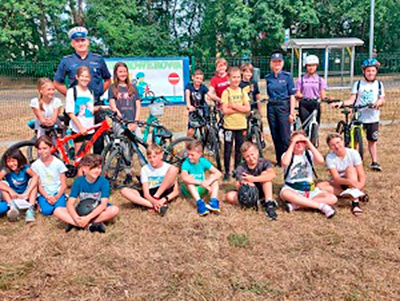 Pod okiem policjantw zdali egzamin na kart rowerow