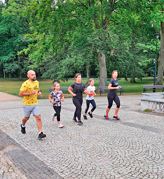 parkrun w Świnoujściu wspiera chorego Olka