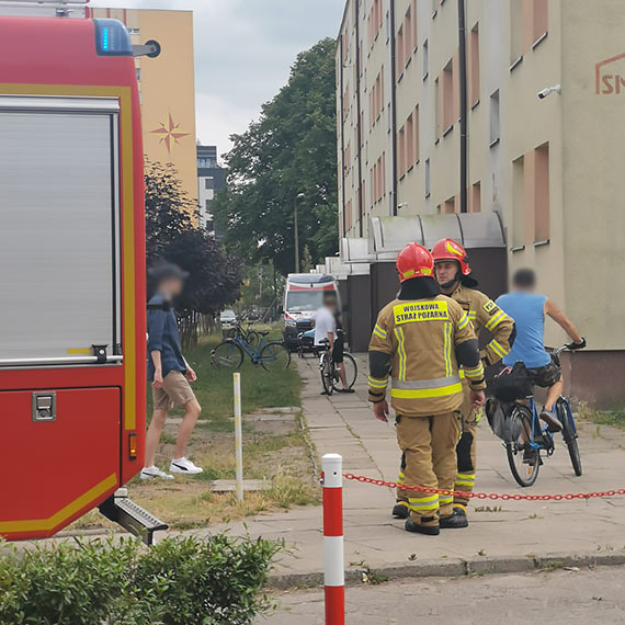 Lea w mieszkaniu i nie mg si podnie. Na Matejki przyjechay wszystkie suby