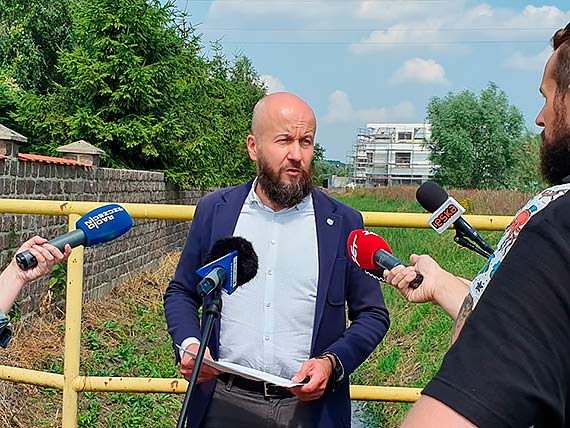 Wody Polskie: apelujemy do urzędu miasta o regulacje przepustów drogowych w mieście. Bez tego choćby same Krzekowo czekają kolejne powodzie