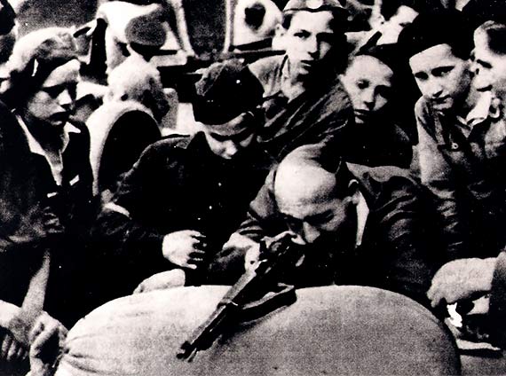 77 lat od godziny „W”