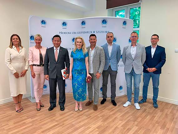 Medycyna, sektor ICT i branża spożywczo-przetwórcza. Tajlandia zainteresowana zachodniopomorskimi firmami