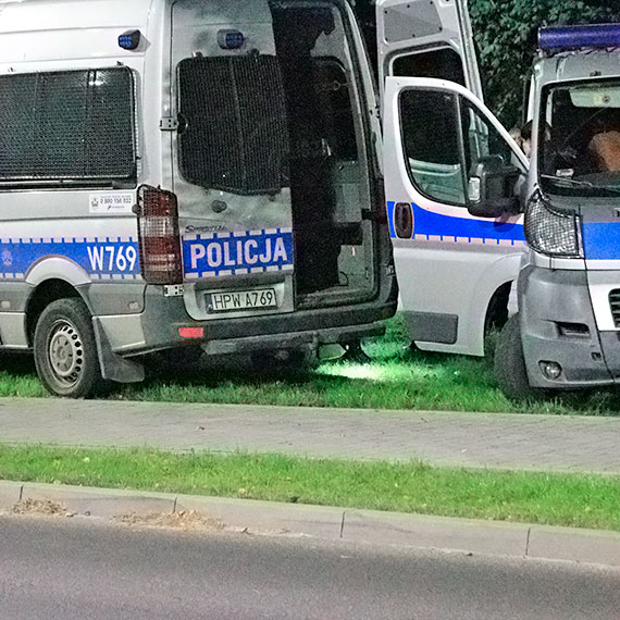 mier w ciemnociach, nocna akcja policji. Zobacz film!