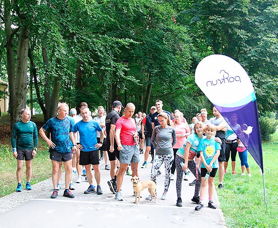 Zawodnicy z Kanady na parkrunie