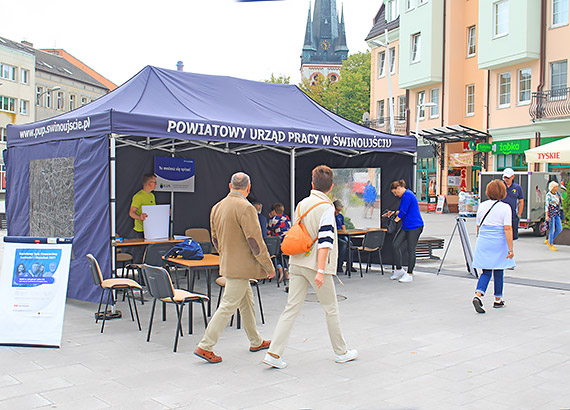 Zgodnie z zapowiedzi miasto uruchomio punkt Spisu Powszechnego na Placu Wolnoci