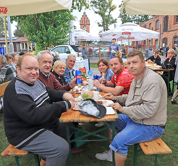 Stowarzyszenie Pomocy Osobom Niepenosprawnym poegnao lato. Zobacz film!
