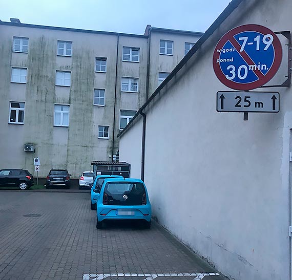 Mieszkaniec: Parkowanie mimo zakazu