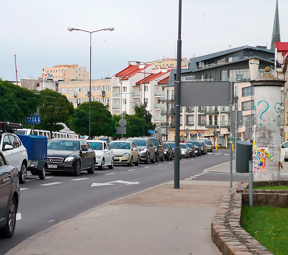 Przeprawa Warszów: w weekendy kursują dwa promy