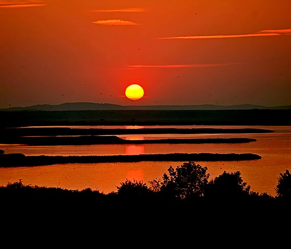 Bajkowa jesień w archipelagu 44 wysp. Zobaczcie niesamowite fotografie Andrzeja Ryfczyńskiego!