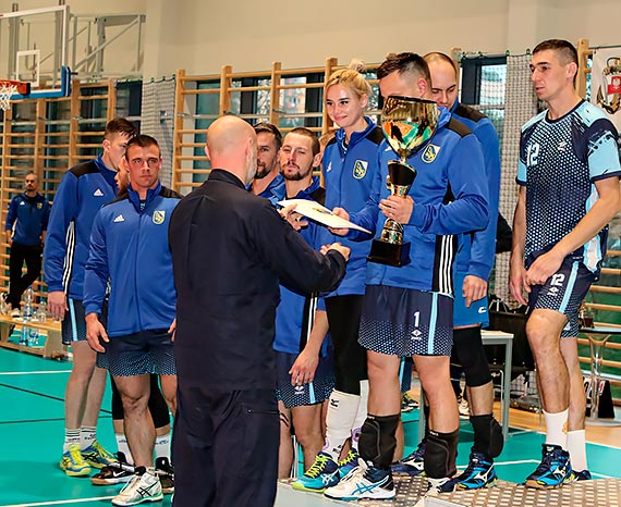 Nie tylko straacy maj na swoim koncie sportowy sukces! Nasi onierze wygrali turniej siatkwki