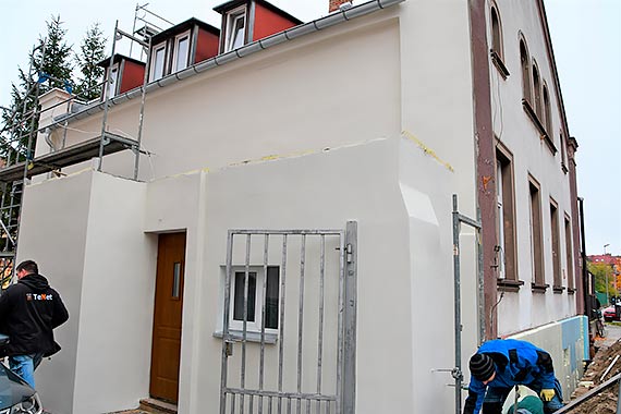 Ulica Piastowska. Termomodernizacja budynku poradni