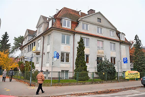 Fregata wystawiona na sprzeda
