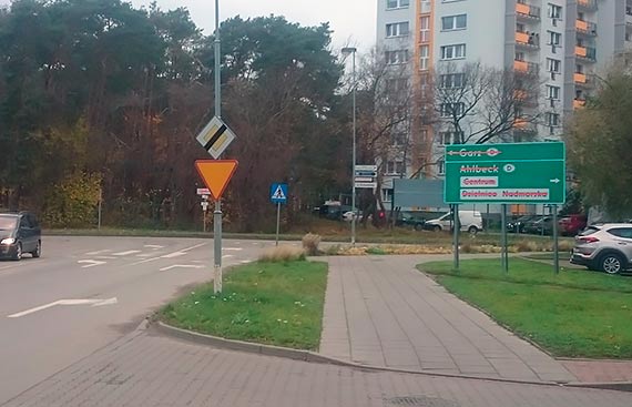 Kierowcom na ulicy Grunwaldzkiej puszczaj nerwy: Moe urzdnicy powinni odpuci prac w urzdzie z ktr najwyraniej sobie nie radz