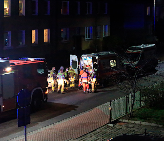 Straacy s zawsze tam, gdzie s potrzebni. Wsparli ratownikw medycznych