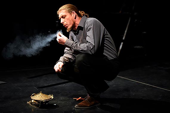 „Odbicia” - połączenie teatru dramatycznego, alternatywnego i lalkowego