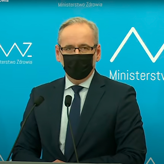 Rząd ogłosił nowe obostrzenia. Zmiany m.in w restauracjach, hotelach i kinach