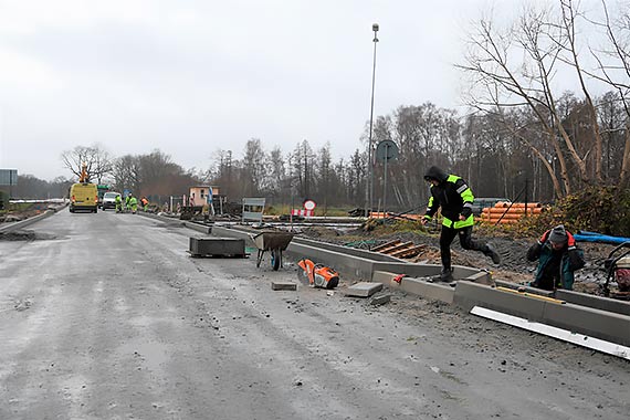 Przebudowa ulicy Grunwaldzkiej. Na Garz miesiąc później
