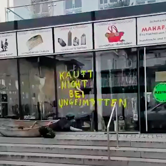 Nie kupuj od niezaszczepionych - kontrowersyjny napis w centrum Heringsdorfu