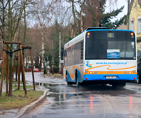 Gubimy nagminnie i nie tylko na ulicach. Co najczciej zostawiamy w autobusach?