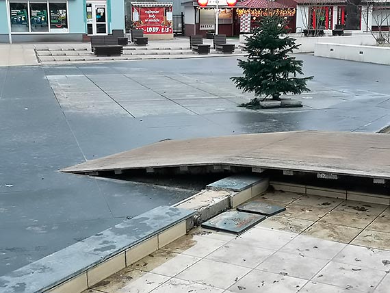 Mieszkaniec - Plac Wolności do remontu!