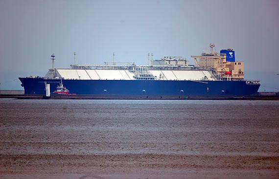 150 dostawa gazu do terminalu LNG. Japoski gazowiec przypyn do winoujcia z USA