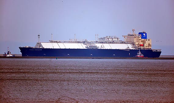 150 dostawa gazu do terminalu LNG. Japoski gazowiec przypyn do winoujcia z USA
