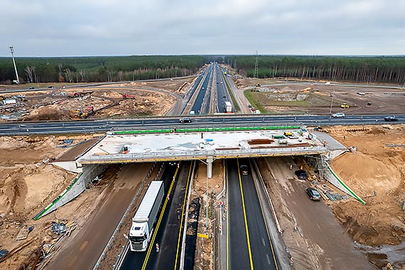 Na węźle Szczecin Kijewo jedziemy jedną jezdnią autostrady A6