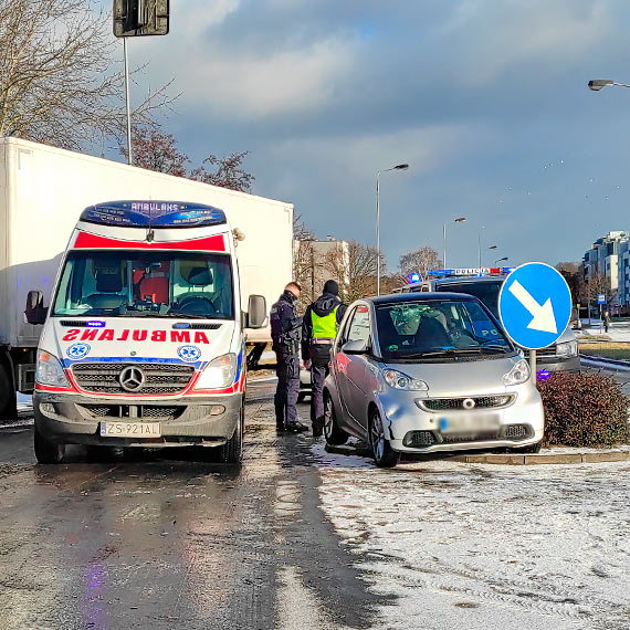 Potrcenie rowerzystki na 11 Listopada