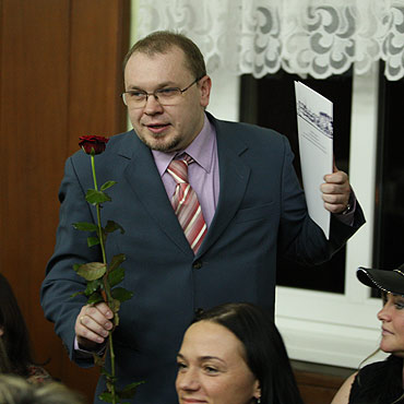 „Anioły mają oblicza ludzi”