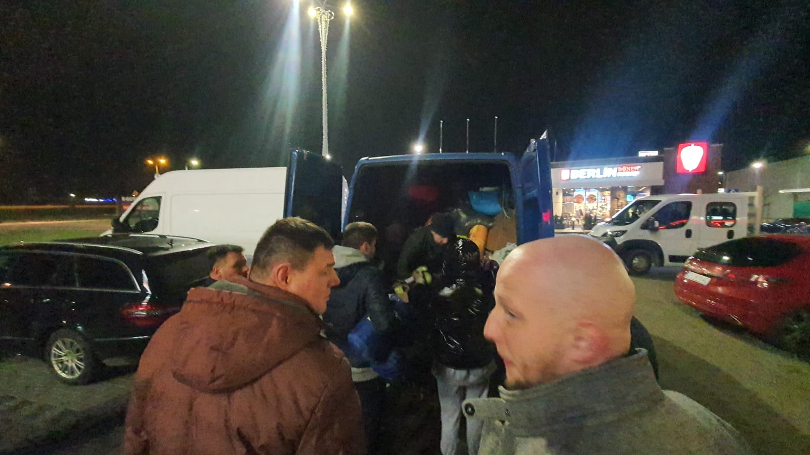 Ze winoujcia wyruszy specjalny transport z najpotrzebniejszymi rzeczami dla Ukraicw. Zobacz film!