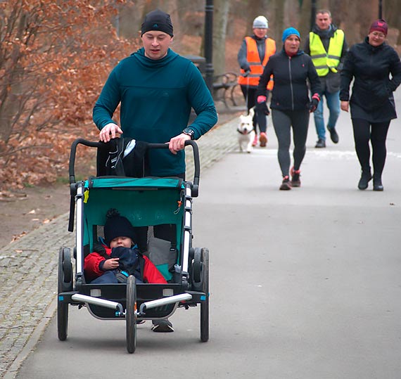 Dzień kobiet na 230. parkrunie