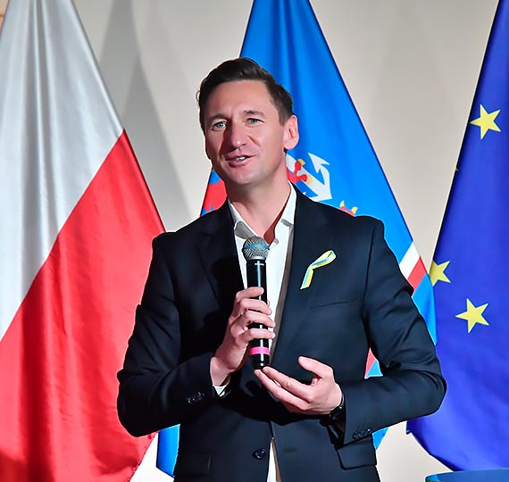Wykonawcy napotkali problemy w trakcie budowy tunelu: W trakcie wiercenia rozpuszczała się znajdująca pod Świną kreda