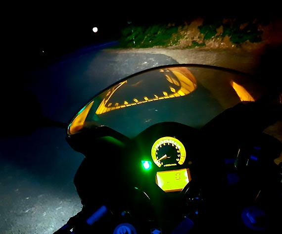 Zadbae o motocykl? Zadbaj take o wasne bezpieczestwo podczas sezonu motocyklowego