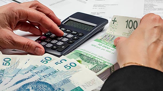 Polski ad wystraszy firmy. Do CEIDG wpyno o prawie 42 proc. wicej wnioskw o zamknicie dziaalnoci ni rok wczeniej